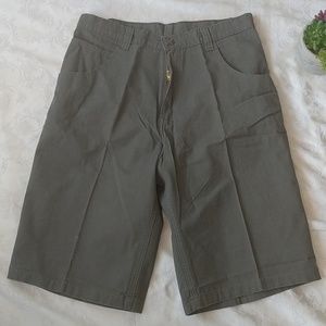 Academy long shorts sz 32 NWT